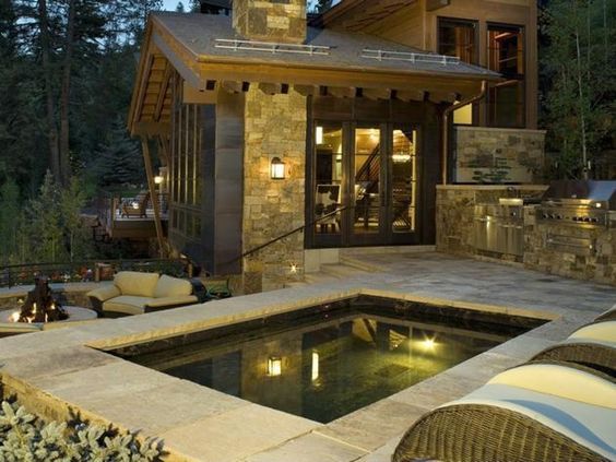 plunge pool plus outdoor kitchen