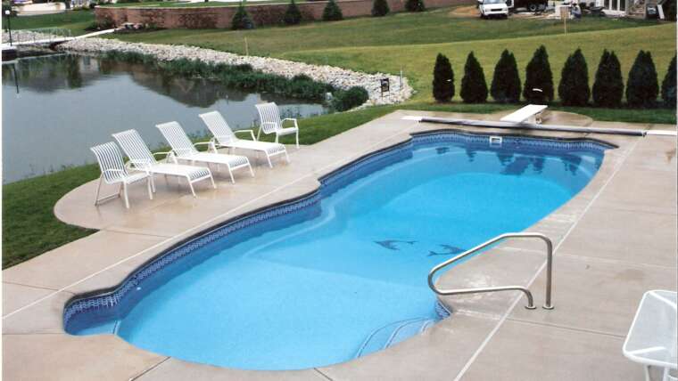 does a fiberglass pool increase home value